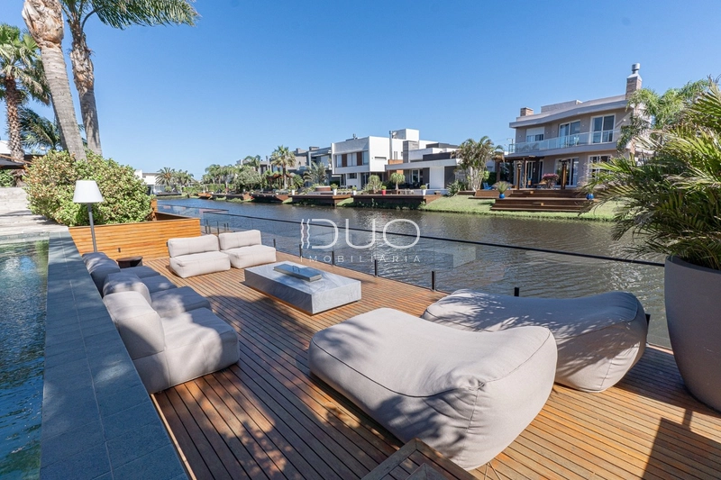 CASA COM 5 DORMITÓRIOS NO CONDOMÍNIO MALIBU: 42ª foto da galeria de imagens do imóvel