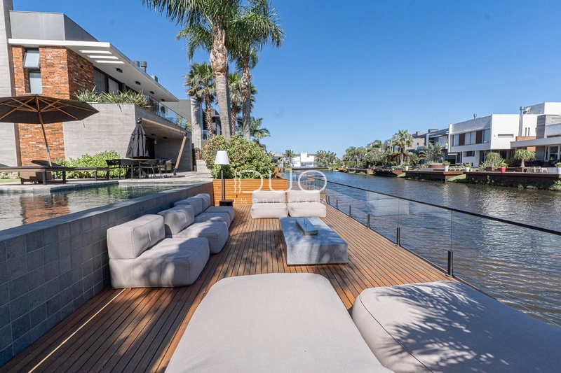 CASA COM 5 DORMITÓRIOS NO CONDOMÍNIO MALIBU: 44ª foto da galeria de imagens do imóvel