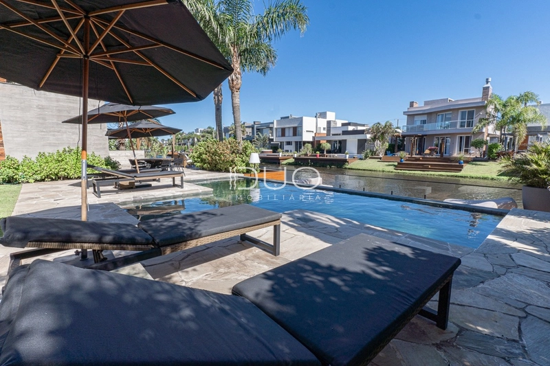 CASA COM 5 DORMITÓRIOS NO CONDOMÍNIO MALIBU: 40ª foto da galeria de imagens do imóvel