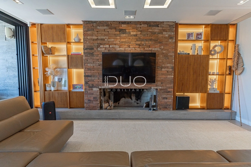 CASA COM 5 DORMITÓRIOS NO CONDOMÍNIO MALIBU: 5ª foto da galeria de imagens do imóvel