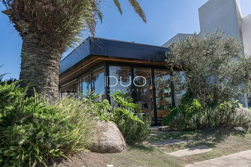 CASA COM 5 DORMITÓRIOS NO CONDOMÍNIO MALIBU: 33ª foto da galeria de imagens do imóvel