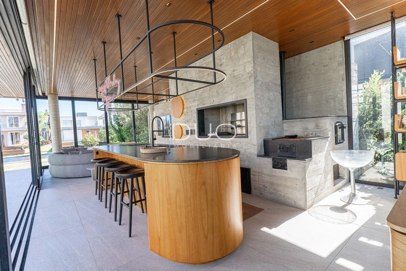 CASA COM 5 DORMITÓRIOS NO CONDOMÍNIO MALIBU: 31ª foto da galeria de imagens do imóvel