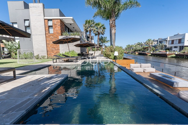 CASA COM 5 DORMITÓRIOS NO CONDOMÍNIO MALIBU: 41ª foto da galeria de imagens do imóvel