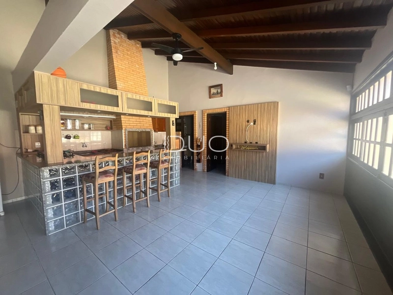 CASA COM 4 DORMITÓRIOS EM XANGRI-LÁ: 7ª foto da galeria de imagens do imóvel