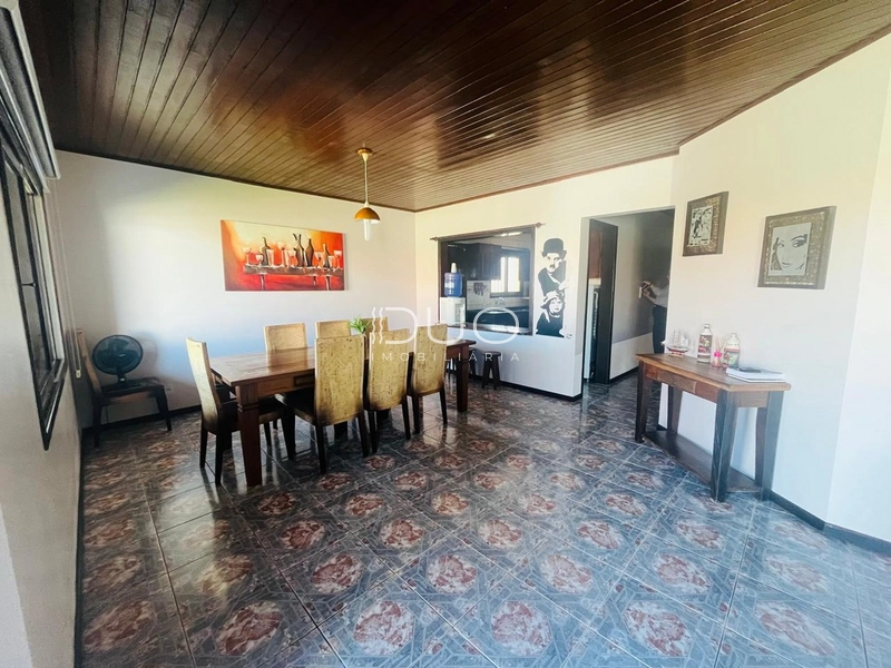 CASA COM 4 DORMITÓRIOS EM XANGRI-LÁ: 14ª foto da galeria de imagens do imóvel