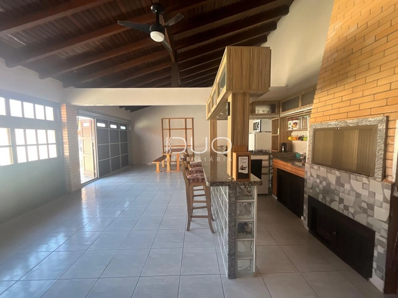 CASA COM 4 DORMITÓRIOS EM XANGRI-LÁ: 11ª foto da galeria de imagens do imóvel