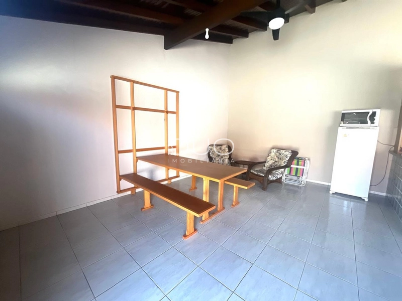 CASA COM 4 DORMITÓRIOS EM XANGRI-LÁ: 9ª foto da galeria de imagens do imóvel