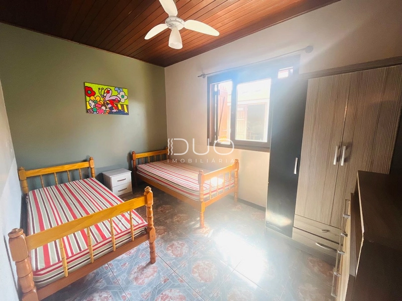 CASA COM 4 DORMITÓRIOS EM XANGRI-LÁ: 24ª foto da galeria de imagens do imóvel