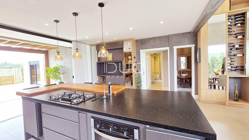 CASA NO CONDOMÍNIO DUBAI RESORT EM CAPÃO DA CANOA