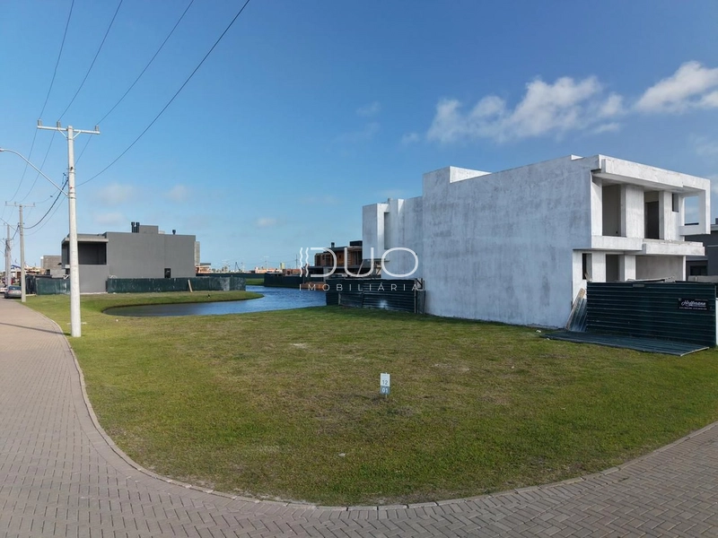 TERRENO NO CONDOMÍNIO ZEN EM XANGRI-LÁ: 4ª foto da galeria de imagens do imóvel