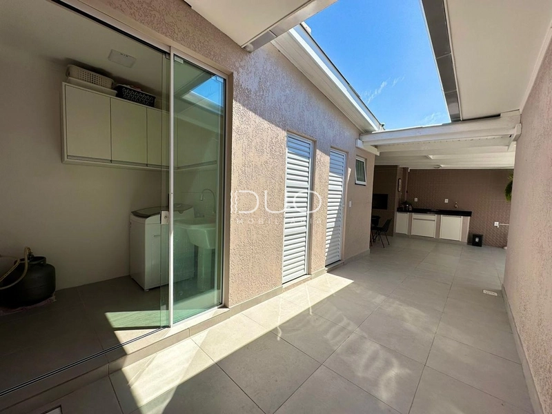 CASA EM XANGRI-LÁ: 13ª foto da galeria de imagens do imóvel