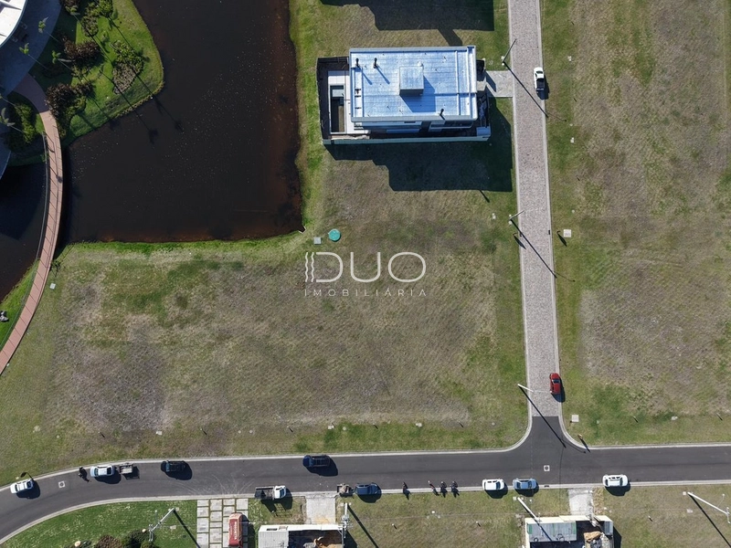 TERRENO NO CONDOMÍNIO LÓTUS EM XANGRI-LÁ: 3ª foto da galeria de imagens do imóvel