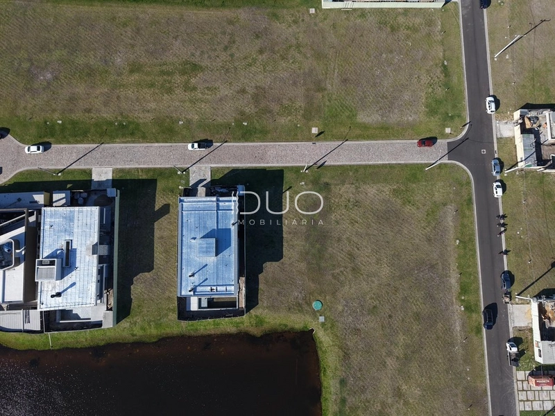 TERRENO NO CONDOMÍNIO LÓTUS EM XANGRI-LÁ: 1ª foto da galeria de imagens do imóvel