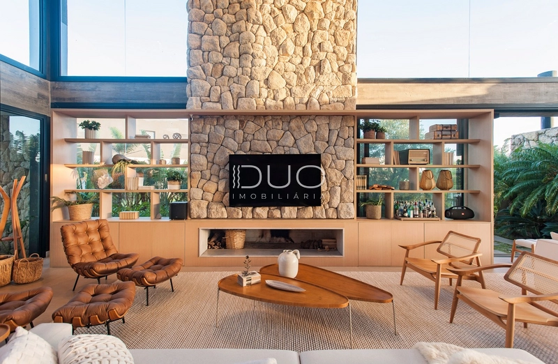 CASA COM 5 DORMITÓRIOS NO CONDOÍNIO SENSE: 1ª foto da galeria de imagens do imóvel