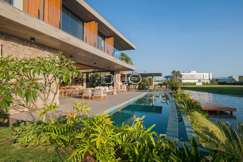 CASA COM 5 DORMITÓRIOS NO CONDOÍNIO SENSE: 21ª foto da galeria de imagens do imóvel