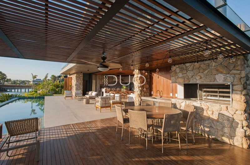 CASA COM 5 DORMITÓRIOS NO CONDOÍNIO SENSE: 23ª foto da galeria de imagens do imóvel