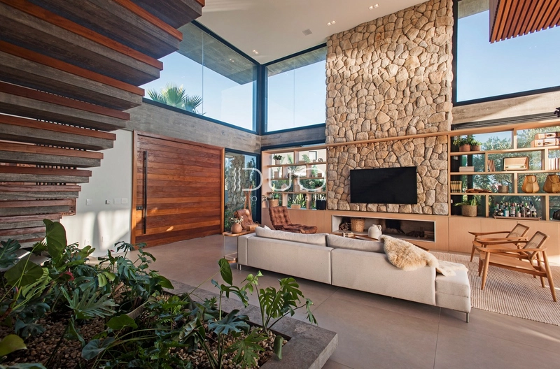 CASA COM 5 DORMITÓRIOS NO CONDOÍNIO SENSE: 2ª foto da galeria de imagens do imóvel