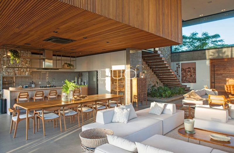 CASA COM 5 DORMITÓRIOS NO CONDOÍNIO SENSE: 11ª foto da galeria de imagens do imóvel