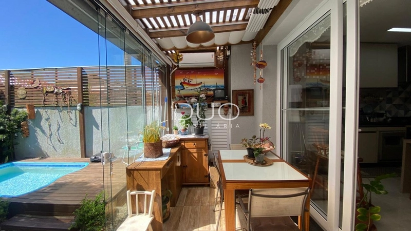 SOBRADO NO CENTRO DE XANGRI-LÁ: 11ª foto da galeria de imagens do imóvel