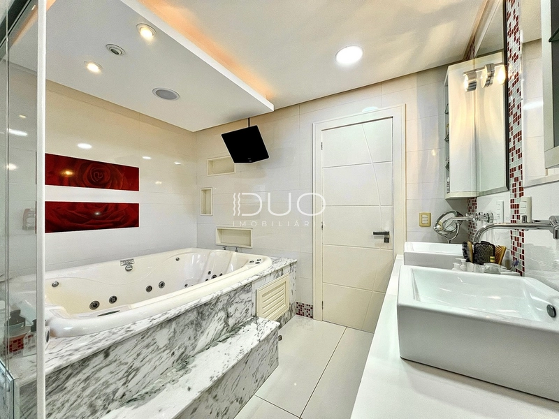 CASA COM 5 DORMITÓRIOS NO CONDOMÍNIO BOSQUES: 15ª foto da galeria de imagens do imóvel