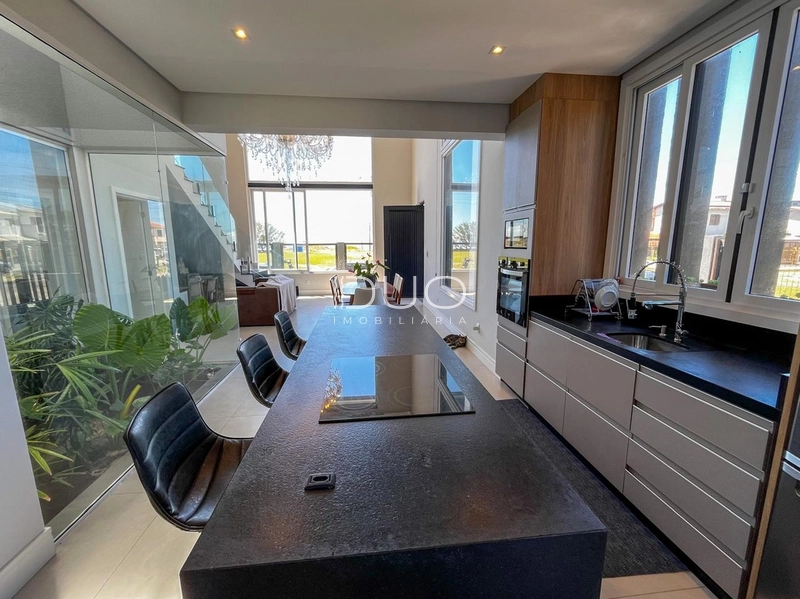 CASA NO ARPOADOR, EM XANGRI-LÁ: 15ª foto da galeria de imagens do imóvel