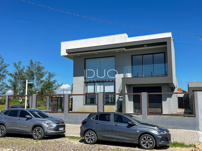 CASA NO ARPOADOR, EM XANGRI-LÁ: 5ª foto da galeria de imagens do imóvel