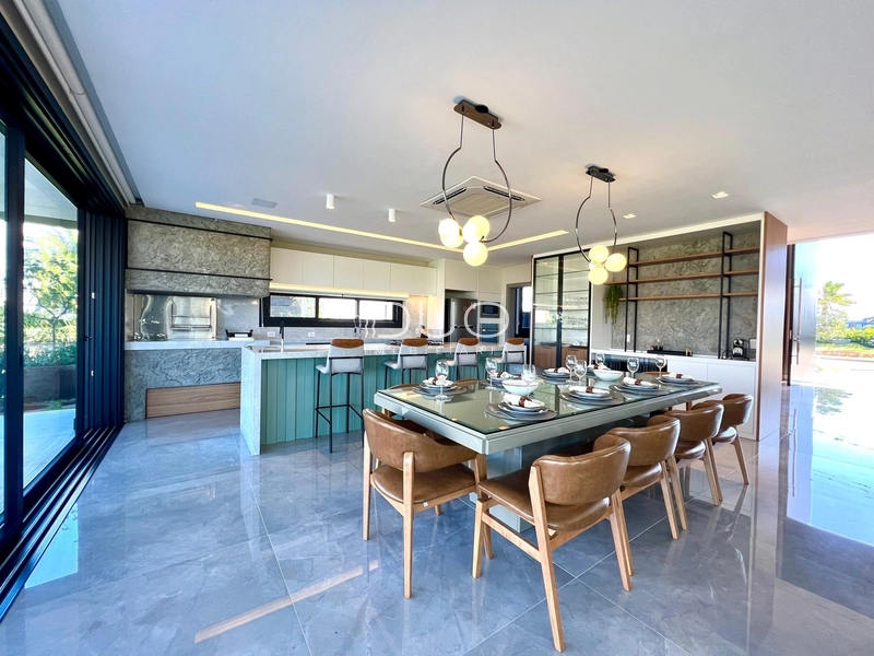 CASA COM 5 DORMITÓRIOS NO CONDOMÍNIO SENSE EM XANGRI-LÁ: 12ª foto da galeria de imagens do imóvel