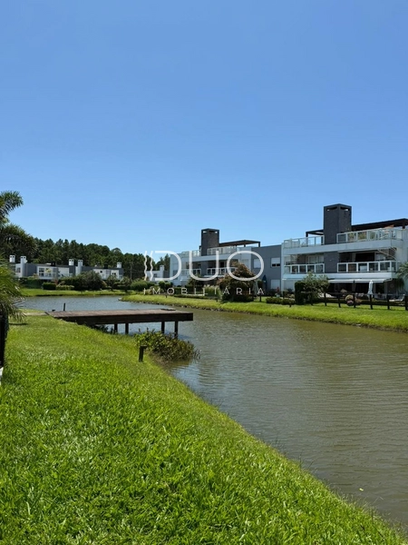 APARTAMENTO 02 DORMITÓRIOS NO CONDOMÍNIO ROSSI: 14ª foto da galeria de imagens do imóvel