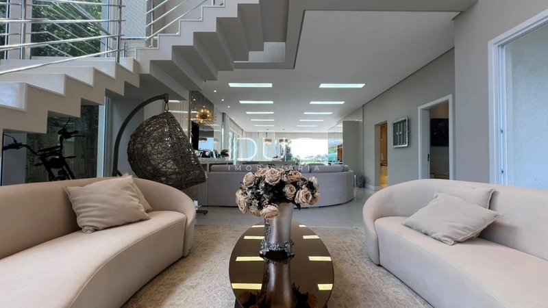 SOBRADO NO CONDOMÍNIO ENSEADA LAGOS EM XANGRI-LÁ: 7ª foto da galeria de imagens do imóvel