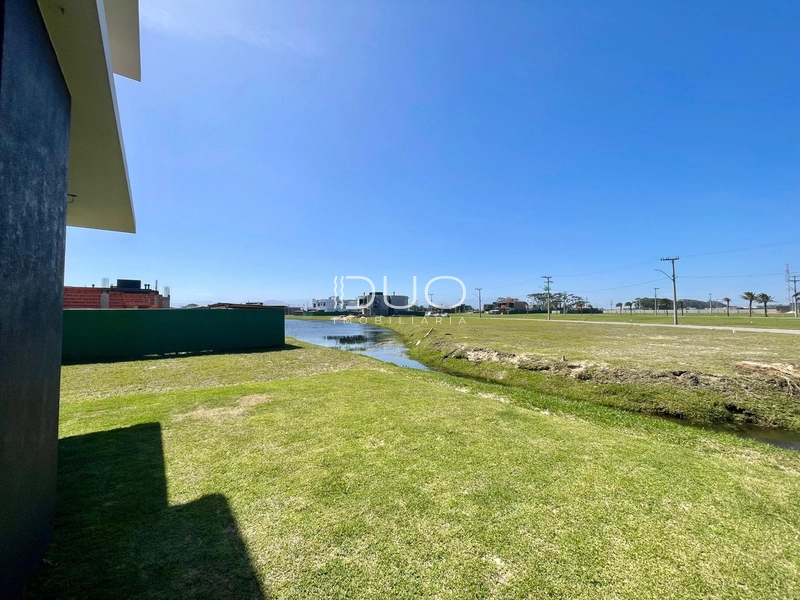 CASA COM 4 DORMITÓRIOS NO CONDOMÍNIO ALLURE EM XANGRI-LÁ: 25ª foto da galeria de imagens do imóvel