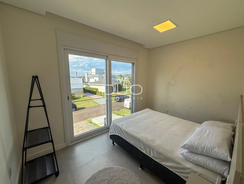 CASA COM 4 DORMITÓRIOS NO CONDOMÍNIO RIVIERA: 7ª foto da galeria de imagens do imóvel