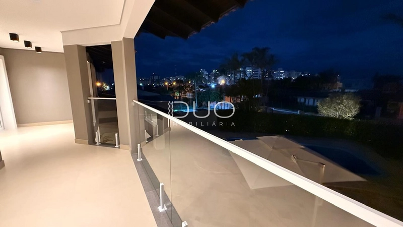 CASA COM 4 DORMITÓRIOS EM XANGRI-LÁ: 28ª foto da galeria de imagens do imóvel