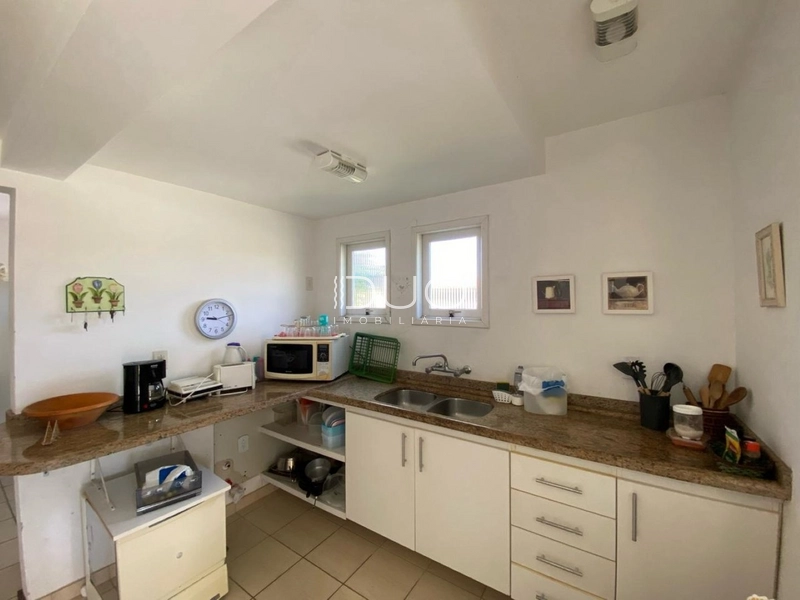 CASA COM 5 DORMITÓRIOS: 10ª foto da galeria de imagens do imóvel