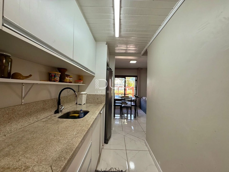 CASA COM 2 DORMITÓRIOS EM XANGRI-LÁ: 10ª foto da galeria de imagens do imóvel