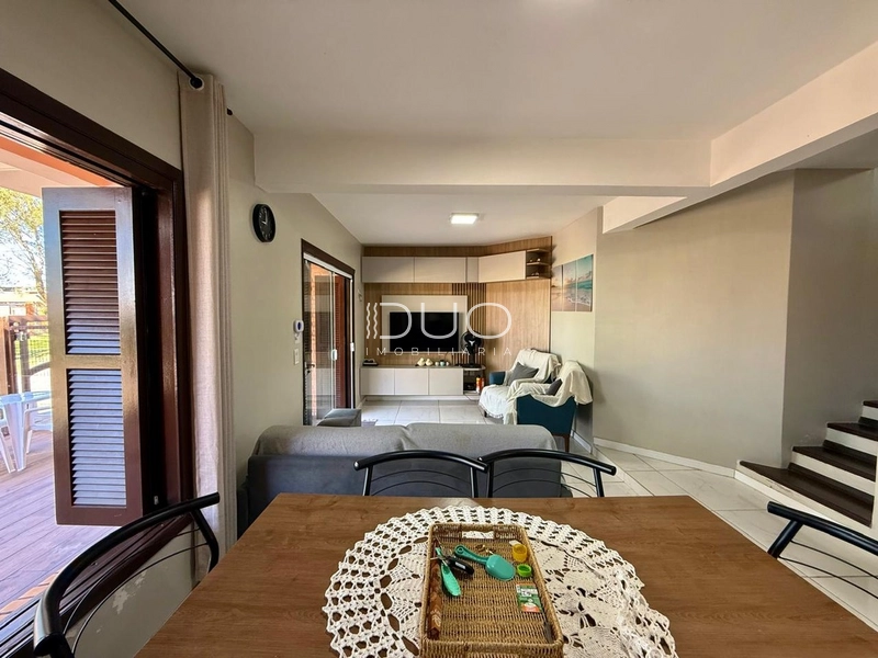 CASA COM 2 DORMITÓRIOS EM XANGRI-LÁ: 6ª foto da galeria de imagens do imóvel