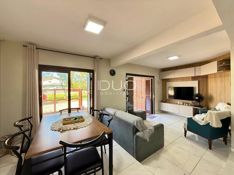 CASA COM 2 DORMITÓRIOS EM XANGRI-LÁ: 5ª foto da galeria de imagens do imóvel