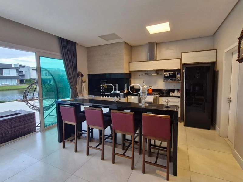 CASA COM 5 DORMITÓRIOS NO CONDOÍNIO ENSEADA LAGOS: 9ª foto da galeria de imagens do imóvel