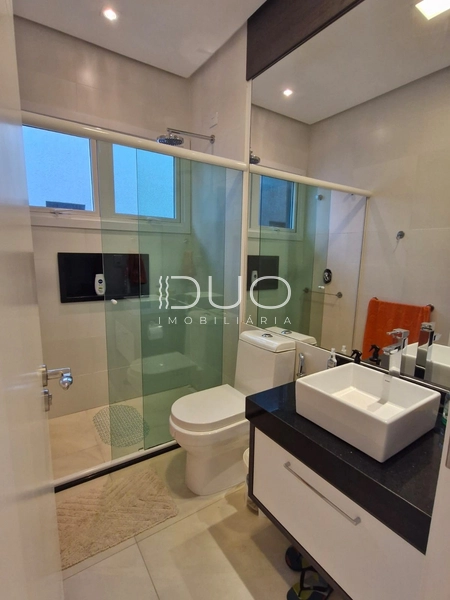 CASA COM 5 DORMITÓRIOS NO CONDOÍNIO ENSEADA LAGOS: 27ª foto da galeria de imagens do imóvel