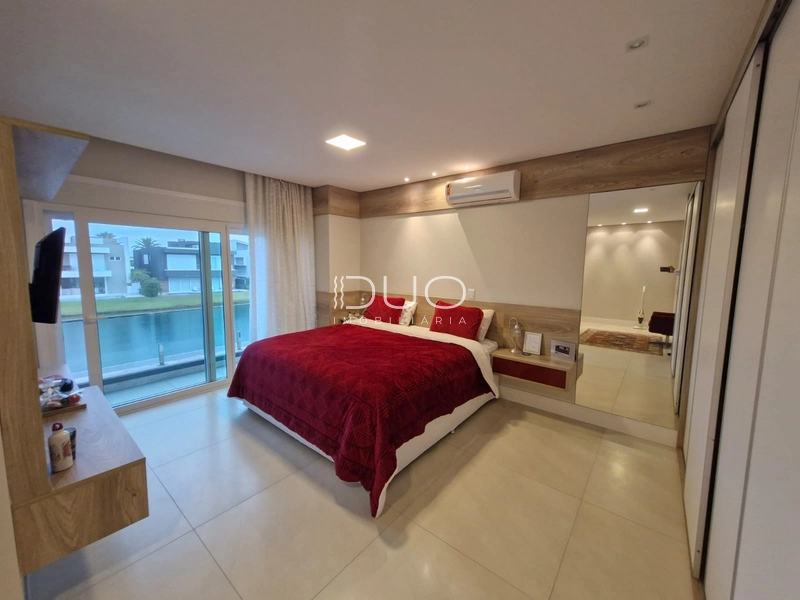 CASA COM 5 DORMITÓRIOS NO CONDOÍNIO ENSEADA LAGOS: 31ª foto da galeria de imagens do imóvel