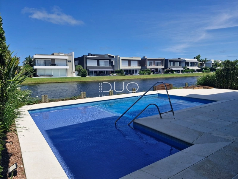 CASA COM 5 DORMITÓRIOS NO CONDOÍNIO ENSEADA LAGOS: 45ª foto da galeria de imagens do imóvel