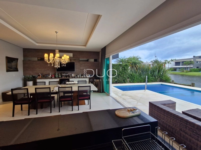 CASA COM 5 DORMITÓRIOS NO CONDOÍNIO ENSEADA LAGOS: 13ª foto da galeria de imagens do imóvel