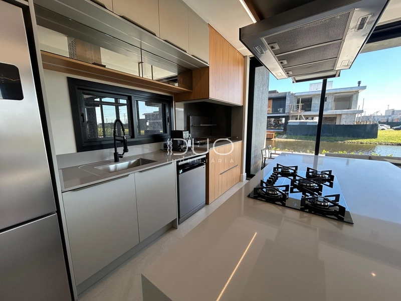 CASA COM 4 DORMITÓRIOS NO CONDOMÍNIO ZEN: 7ª foto da galeria de imagens do imóvel