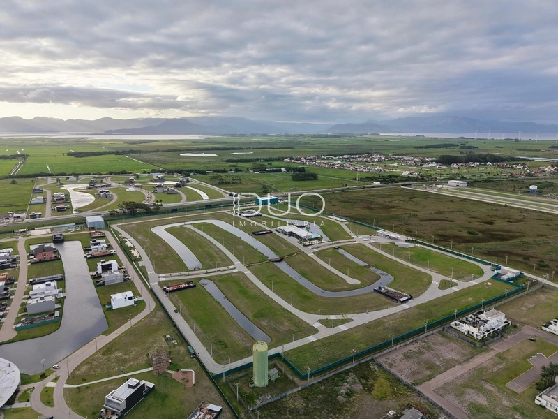 TERRENO NO CONDOMÍNIO WAVE EM XANGRI-LÁ: 6ª foto da galeria de imagens do imóvel