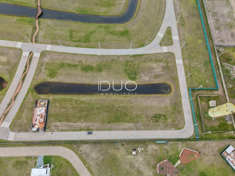 TERRENO NO CONDOMÍNIO WAVE EM XANGRI-LÁ: 7ª foto da galeria de imagens do imóvel