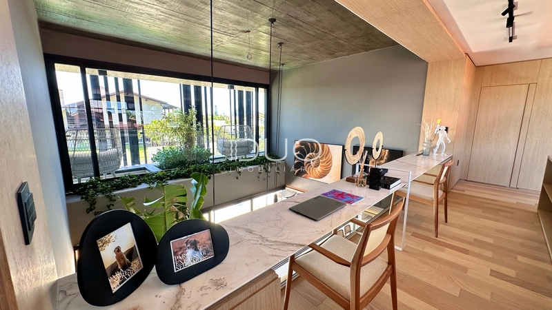 CASA COM 05 SUÍTES EM XANGRI-LÁ: 11ª foto da galeria de imagens do imóvel
