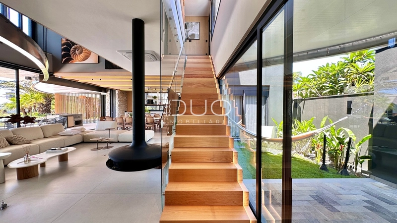 CASA COM 05 SUÍTES EM XANGRI-LÁ: 4ª foto da galeria de imagens do imóvel