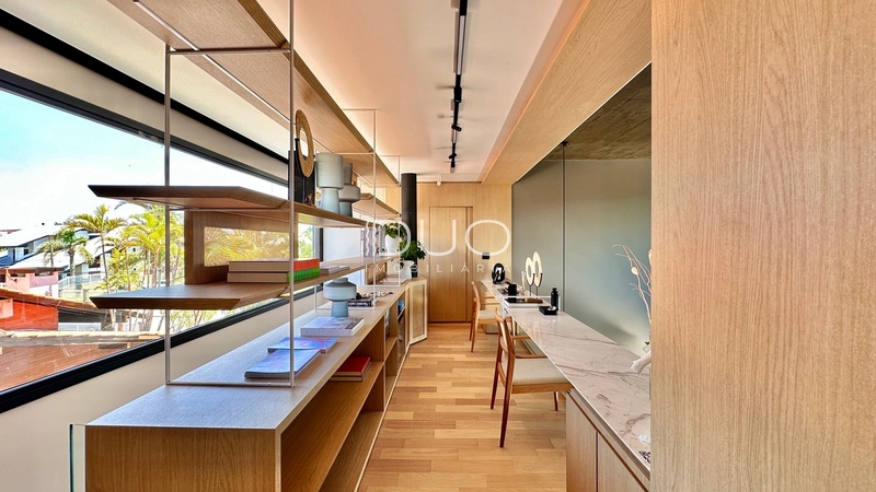 CASA COM 05 SUÍTES EM XANGRI-LÁ: 9ª foto da galeria de imagens do imóvel