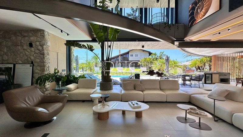 CASA COM 05 SUÍTES EM XANGRI-LÁ: 2ª foto da galeria de imagens do imóvel