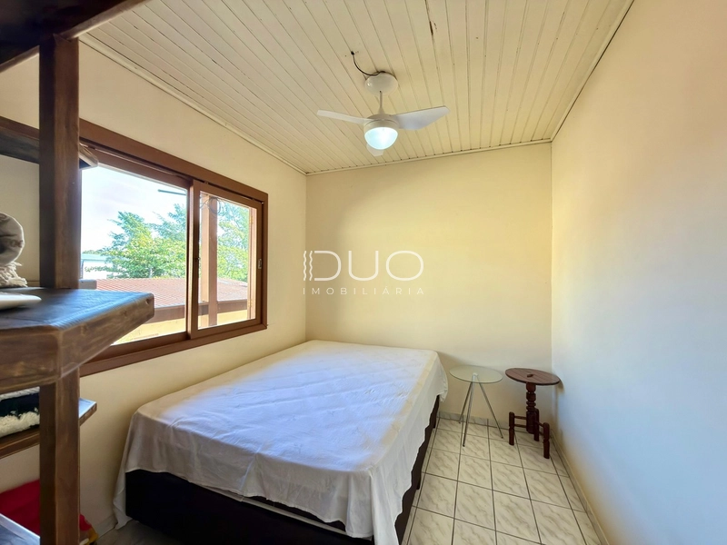 CASA COM 03 DORMITÓRIOS EM DOIS TERRENOS EM ATLANTIDA - XANGRIL-A: 21ª foto da galeria de imagens do imóvel