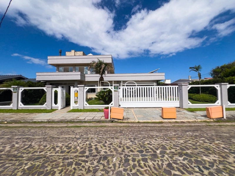 CASA COM 4 DORMITÓRIOS EM XANGRI-LÁ: 47ª foto da galeria de imagens do imóvel